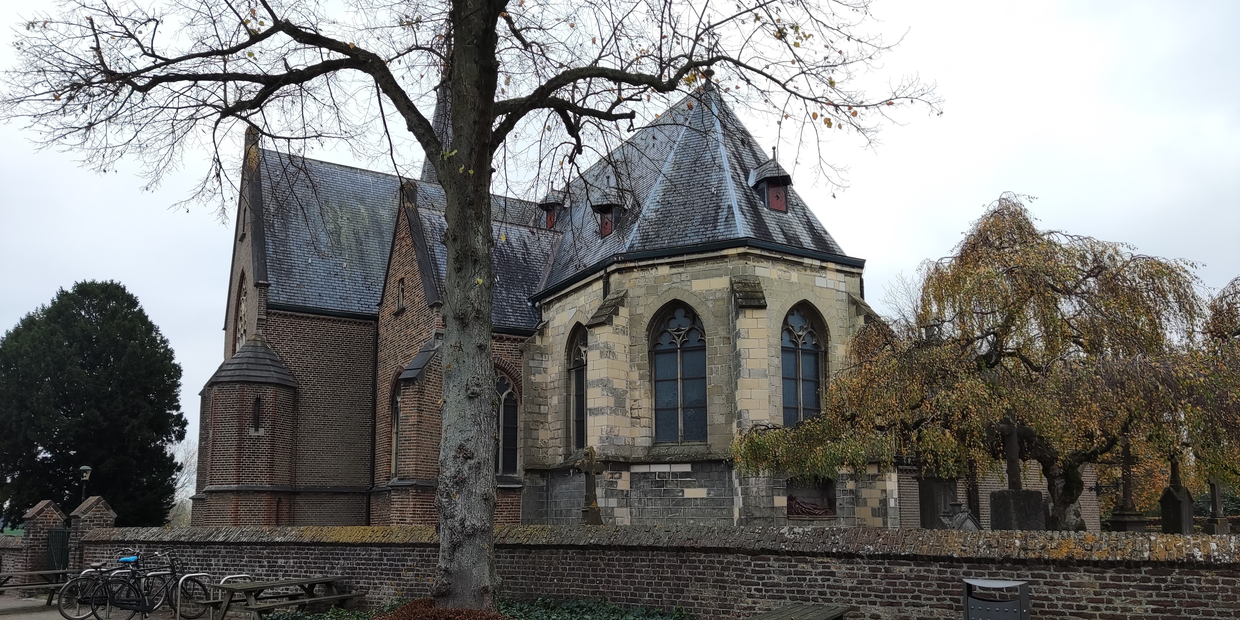 Foto van de kerk.